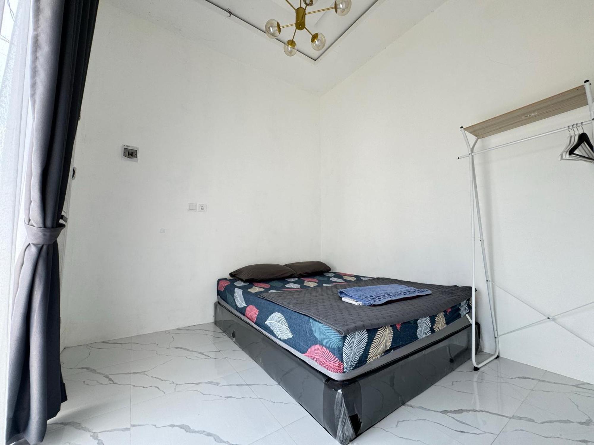 Mila Homestay Padang  Exterior photo