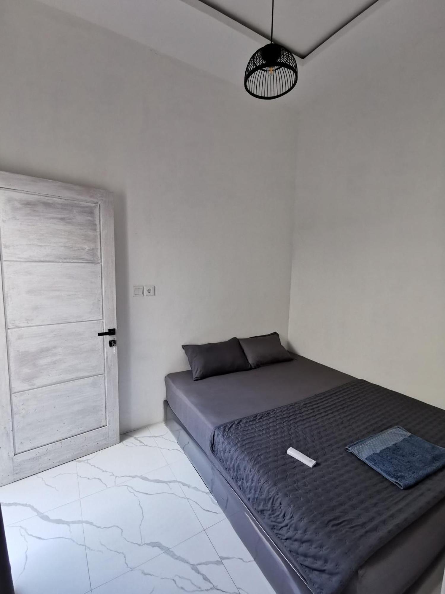 Mila Homestay Padang  Exterior photo